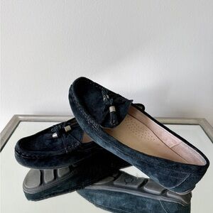 Elegant Black Tassel Loafers for Women